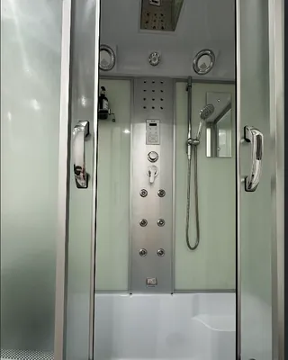 Душевая кабина — фото из клиники